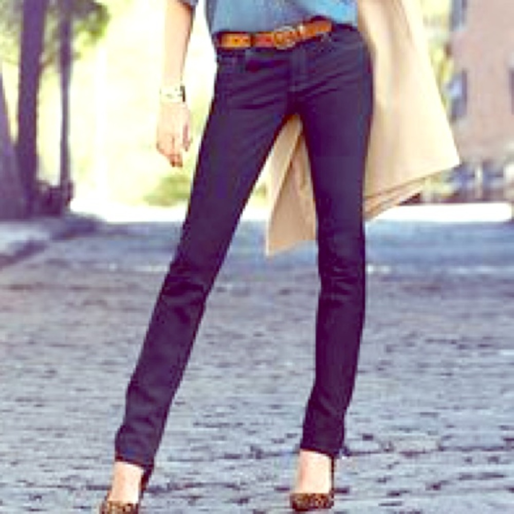 🔥EUC Armani Blue Exotic Skinny Jeans + Gold✨